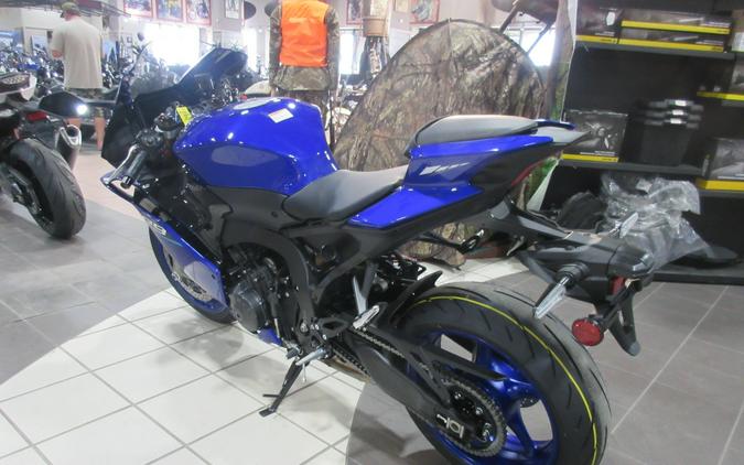 2027 YAMAHA YZF-R9