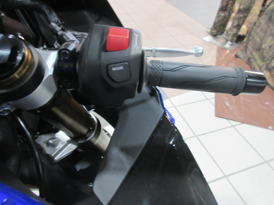 2027 YAMAHA YZF-R9