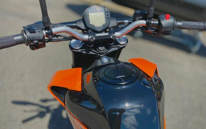 2023 KTM 200 Duke