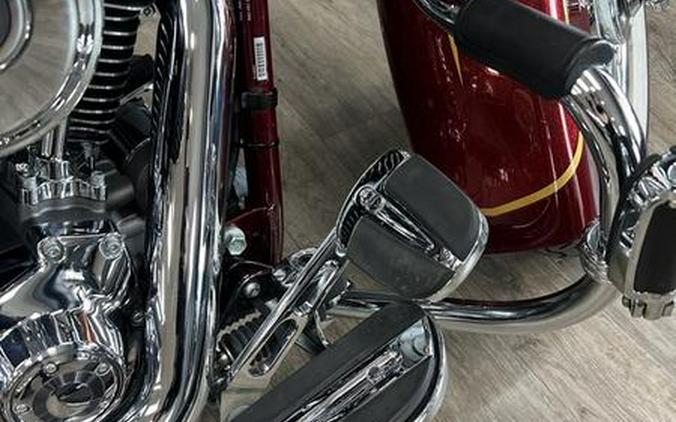 2014 Harley-Davidson® FLSTNSE - CVO™ Softail® Deluxe