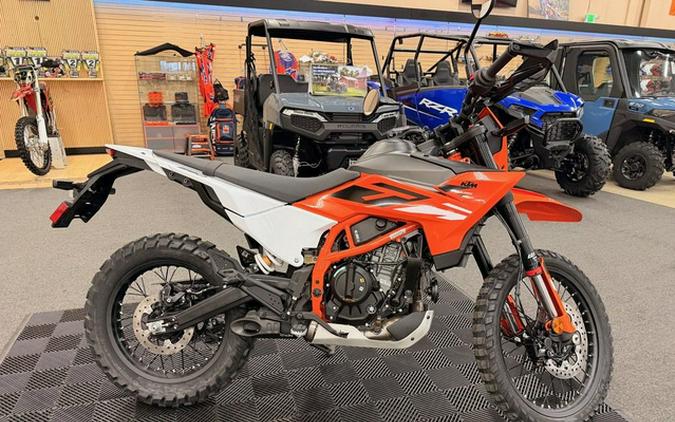 2026 KTM Enduro 390 R