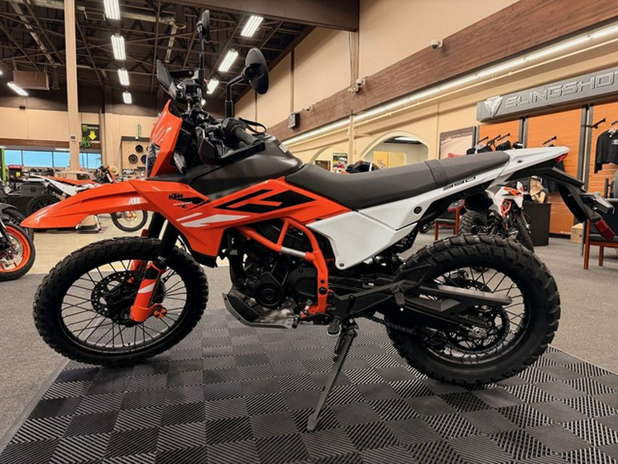 2026 KTM Enduro 390 R