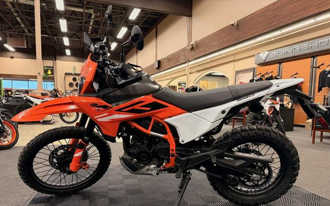 2026 KTM Enduro 390 R