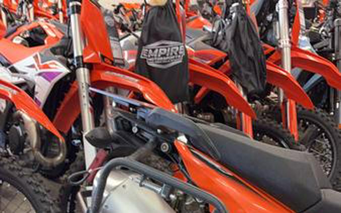 2022 KTM 890 Adventure