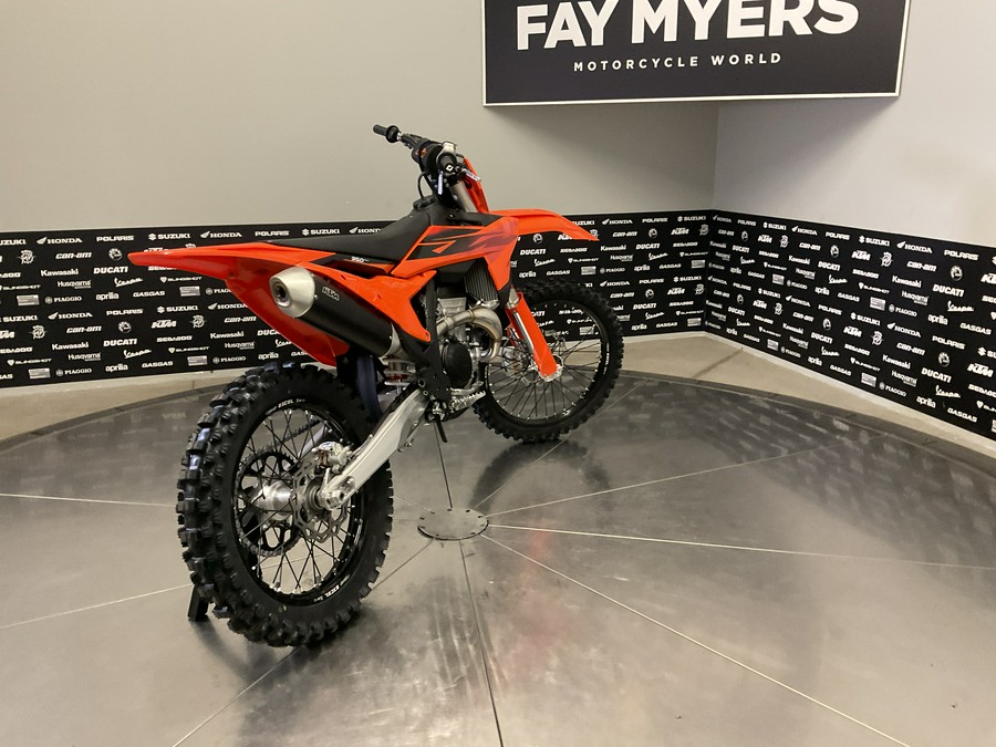 2027 KTM 350 SX-F - 42663M