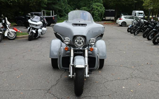 2024 Harley-Davidson Tri Glide Ultra FLHTCUTG