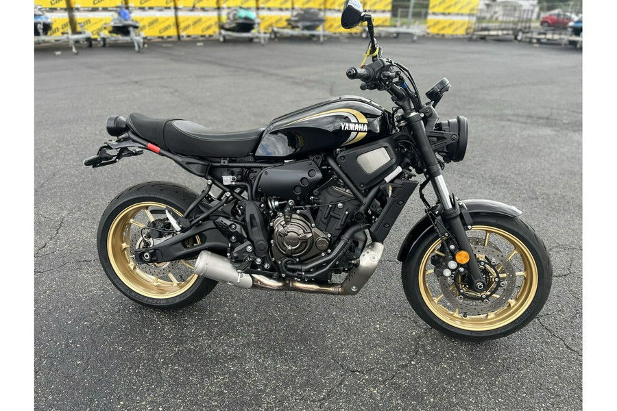 2023 Yamaha XSR700