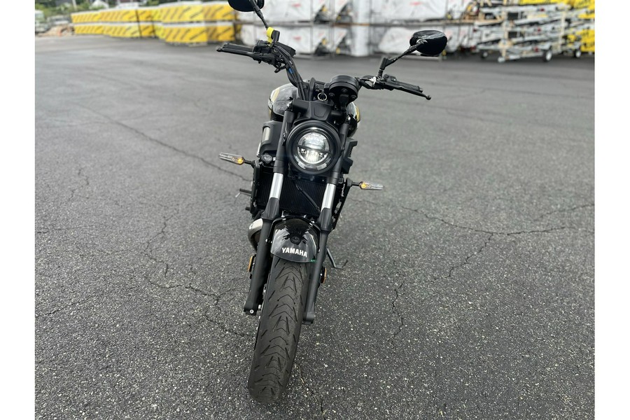 2023 Yamaha XSR700