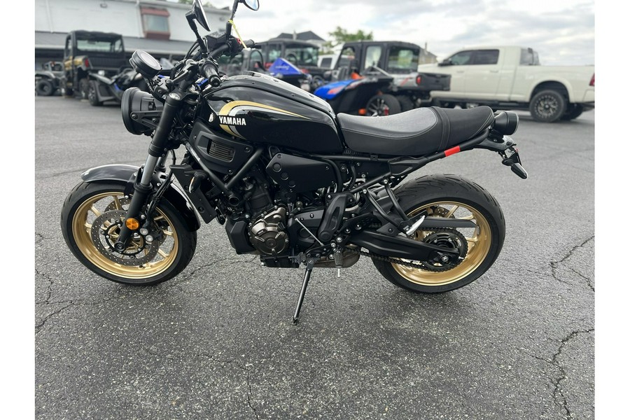 2023 Yamaha XSR700