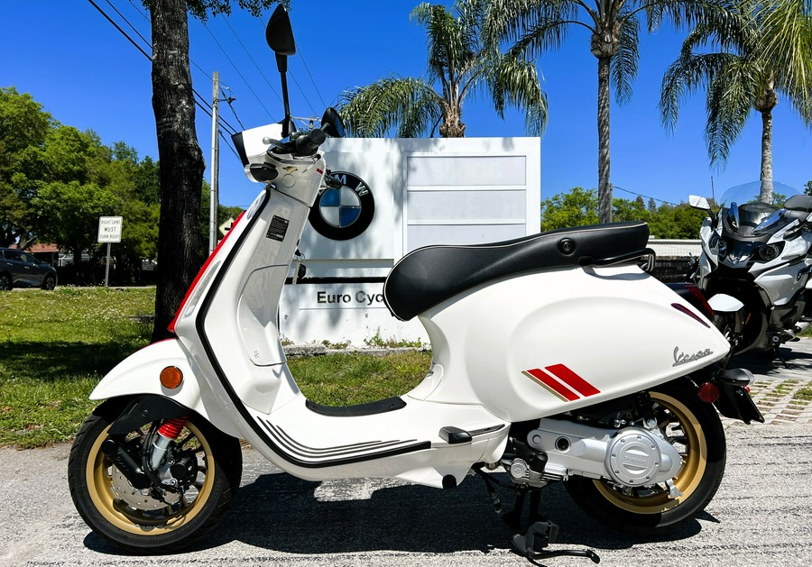 2022 Vespa Sprint 50 Racing Sixties