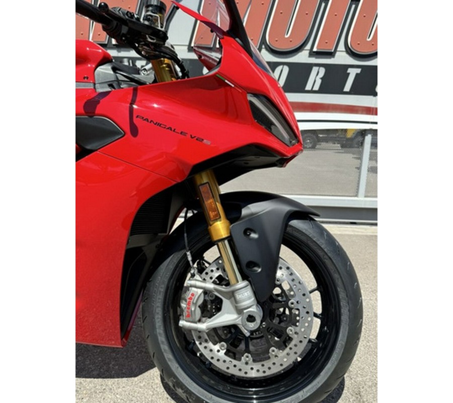2025 Ducati Panigale V2 S