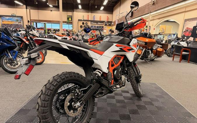 2026 KTM Adventure 390 R