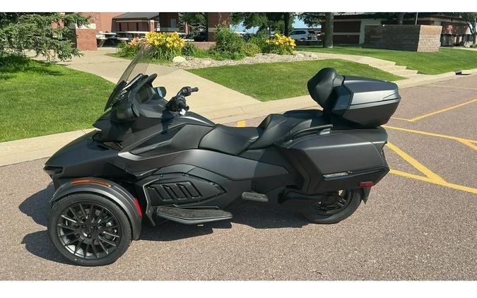 2026 RT LIMITED - Can-Am