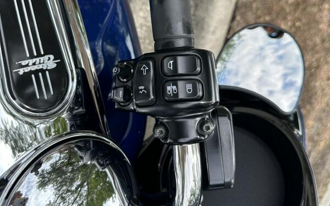 2017 Harley-Davidson® Street Glide® Special Superior Blue