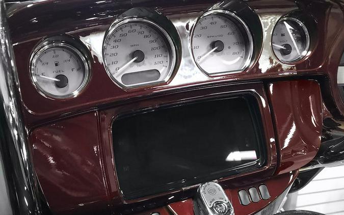 2022 Harley-Davidson® FLHX - Street Glide®