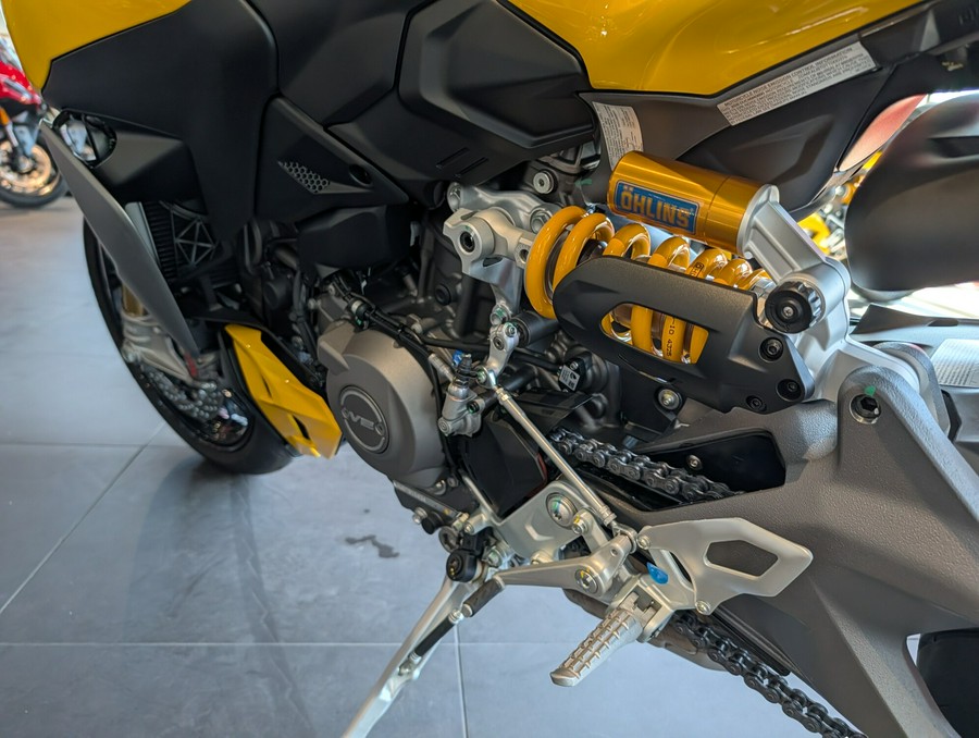 2026 Ducati Streetfighter V2S