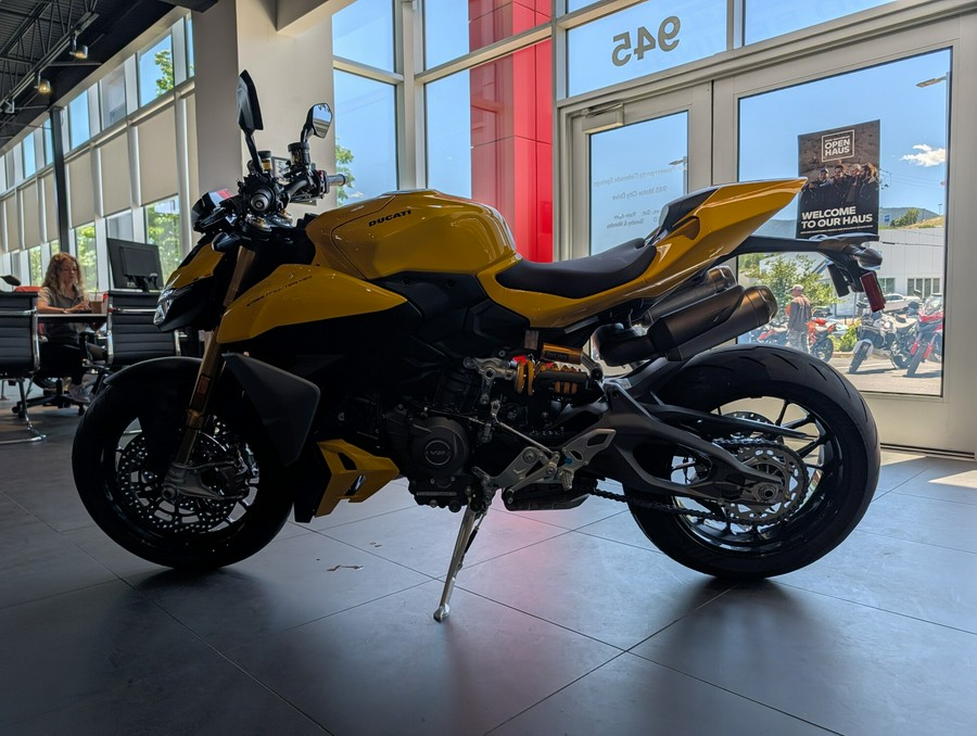 2026 Ducati Streetfighter V2S