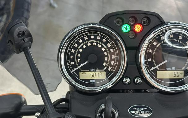 2015 Moto Guzzi V7 Stone