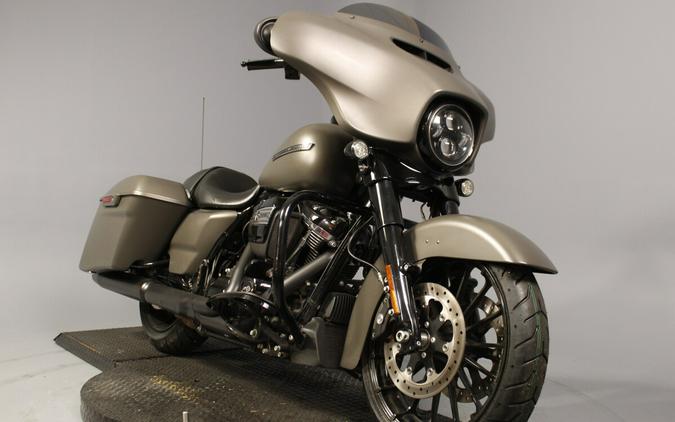 2019 Harley-Davidson Street Glide Special