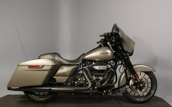 2019 Harley-Davidson Street Glide Special