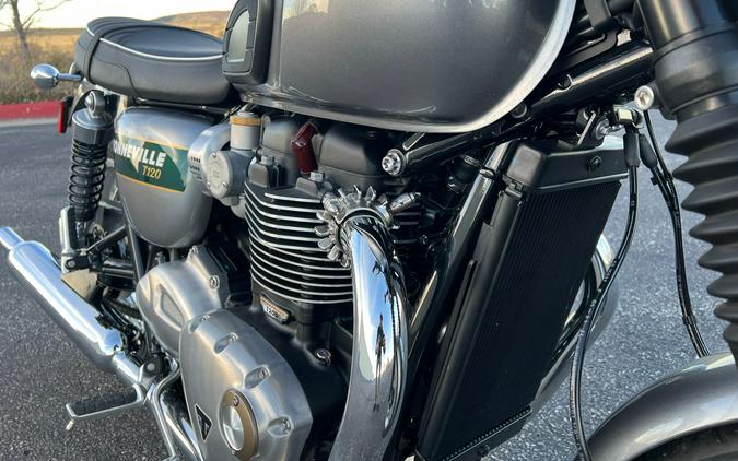 2022 Triumph Bonneville T120 Gold Line