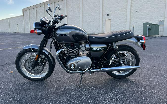 2022 Triumph Bonneville T120 Gold Line