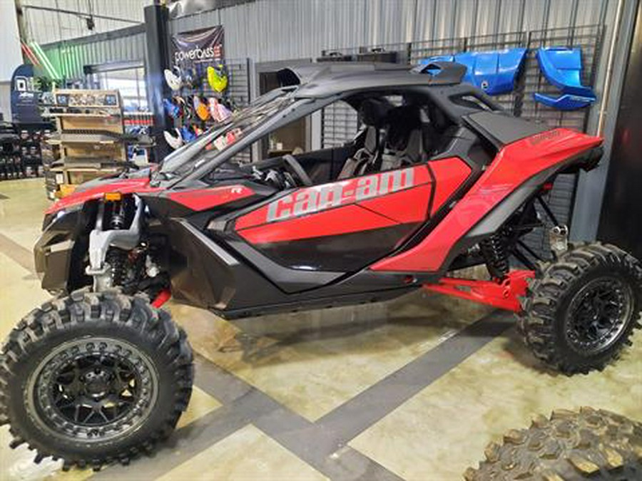 2024 Can-Am Maverick R X