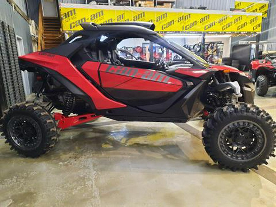 2024 Can-Am Maverick R X