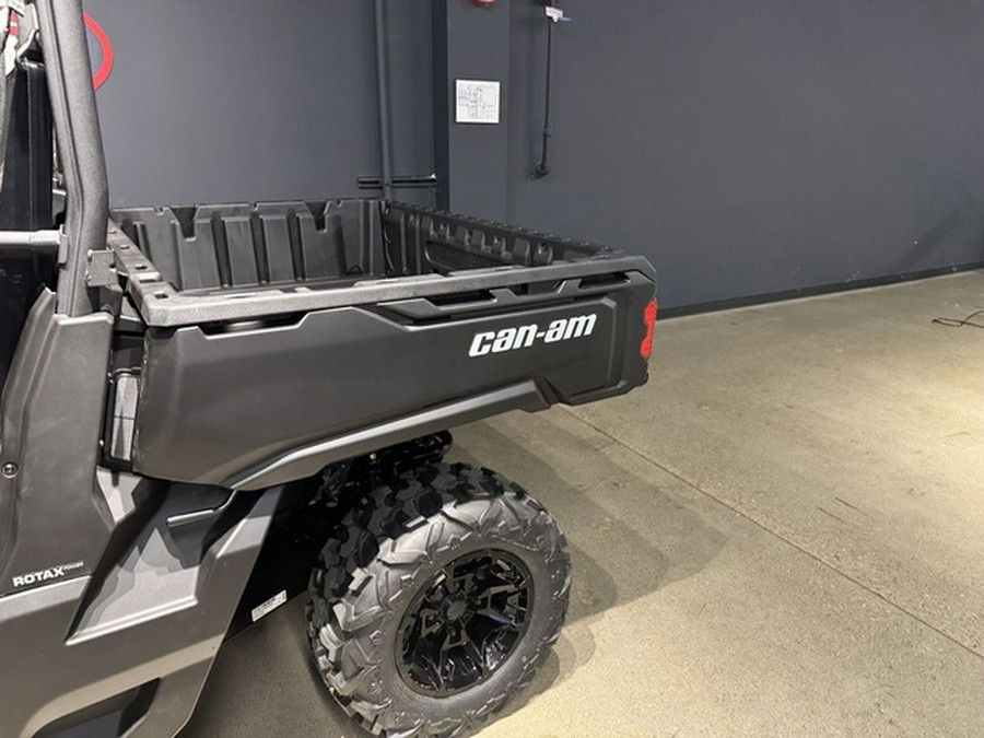 2025 Can-Am Defender MAX DPS HD7 Compass Green