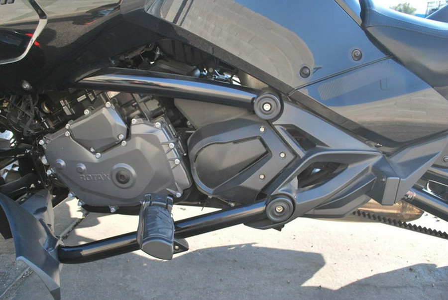 2021 Can-Am E5MA
