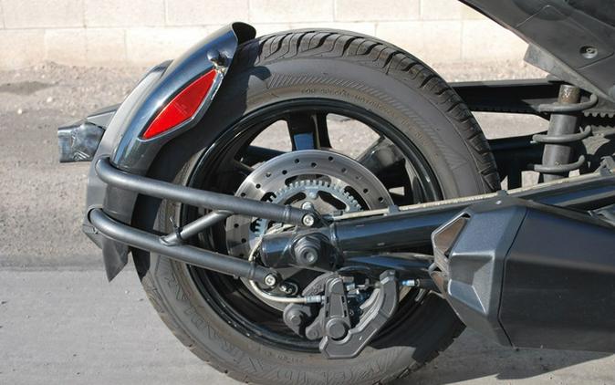2021 Can-Am E5MA