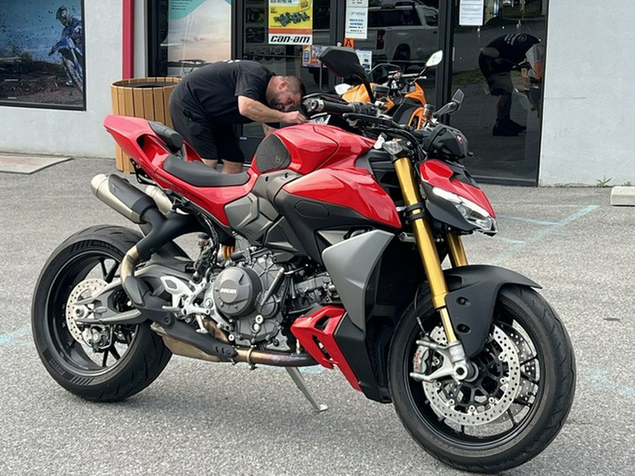 2025 Ducati Streetfighter V2 S