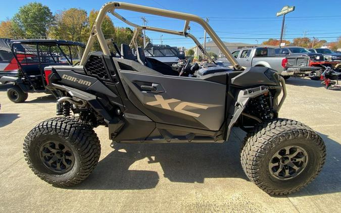 2023 Can-Am Maverick Sport X rc 1000R