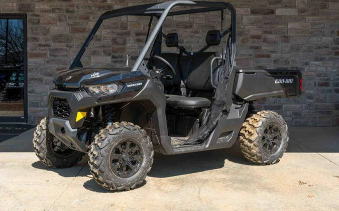 2024 Can-Am Defender DPS HD9 Timeless Black