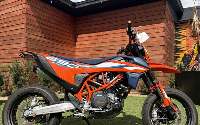 2024 Ktm SMC 690 R