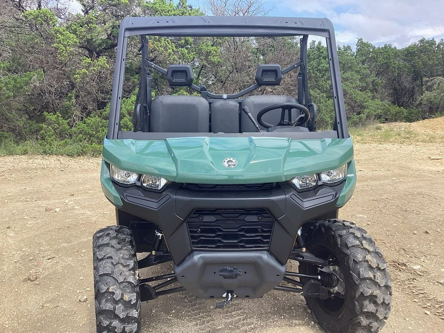 2025 Can-Am™ Defender DPS HD7