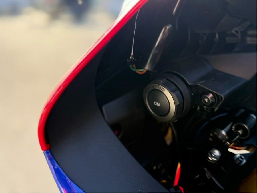 2025 Honda CBR1000RR-R Fireblade SP
