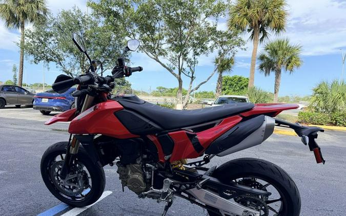2024 Ducati Hypermotard 698 Mono Red