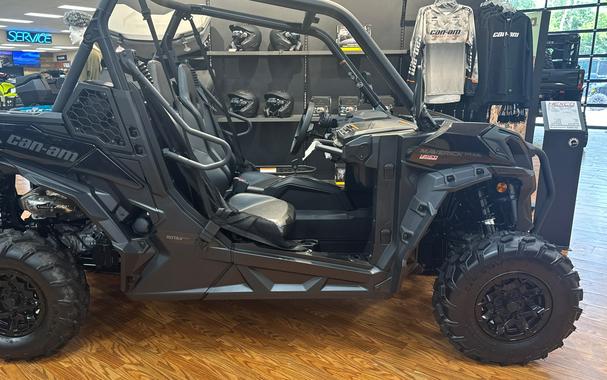2026 Can-Am Maverick Trail DPS 700