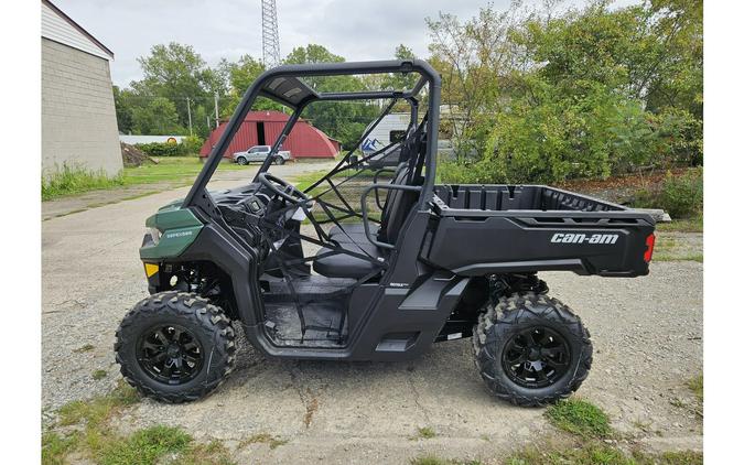 2025 Can-Am DEFENDER DPS HD7