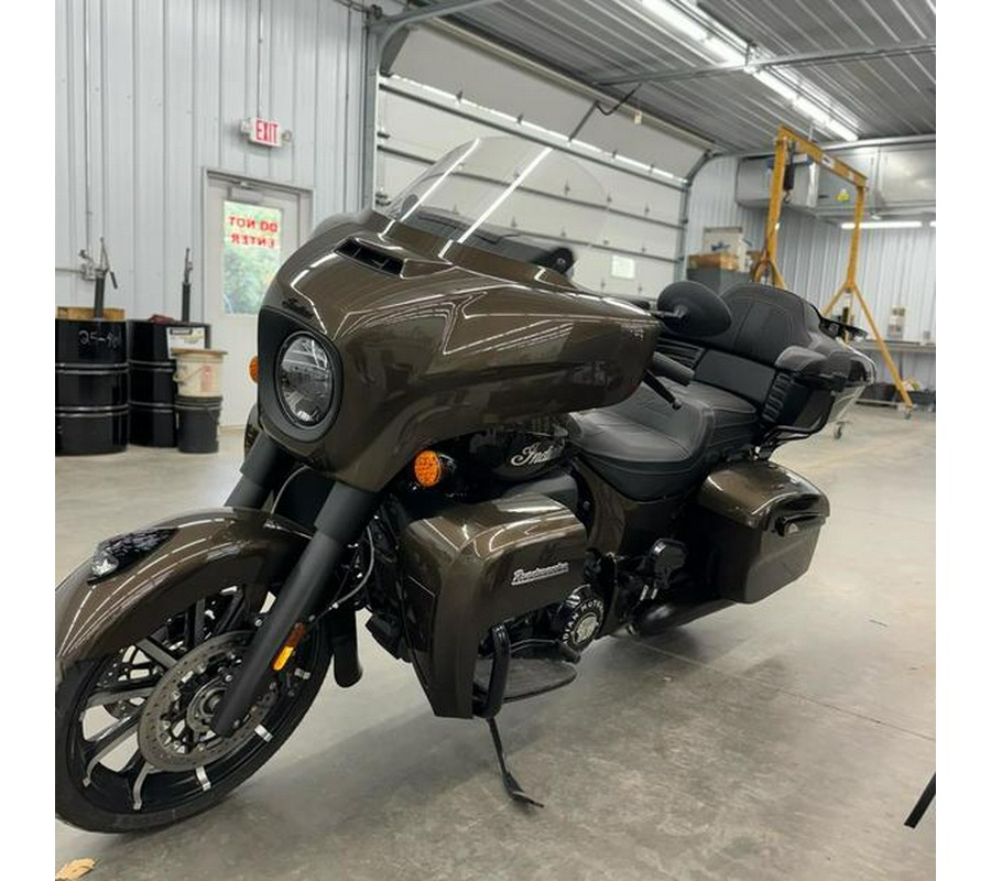 2023 Indian Motorcycle® Roadmaster® Dark Horse® Bronze Pearl Metallic