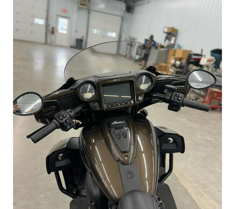 2023 Indian Motorcycle® Roadmaster® Dark Horse® Bronze Pearl Metallic