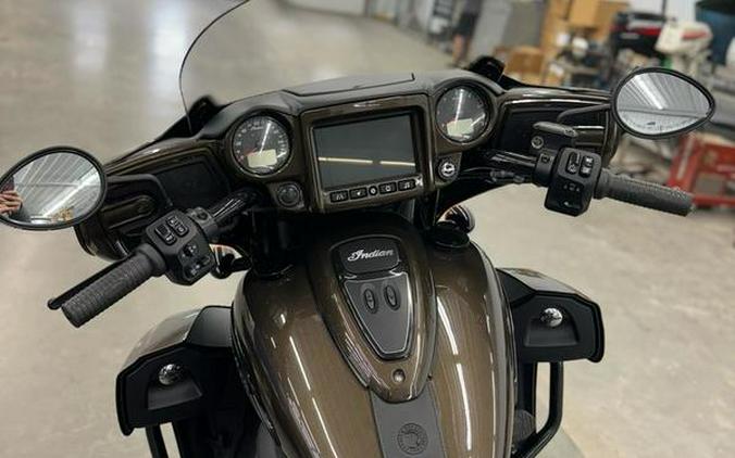 2023 Indian Motorcycle® Roadmaster® Dark Horse® Bronze Pearl Metallic