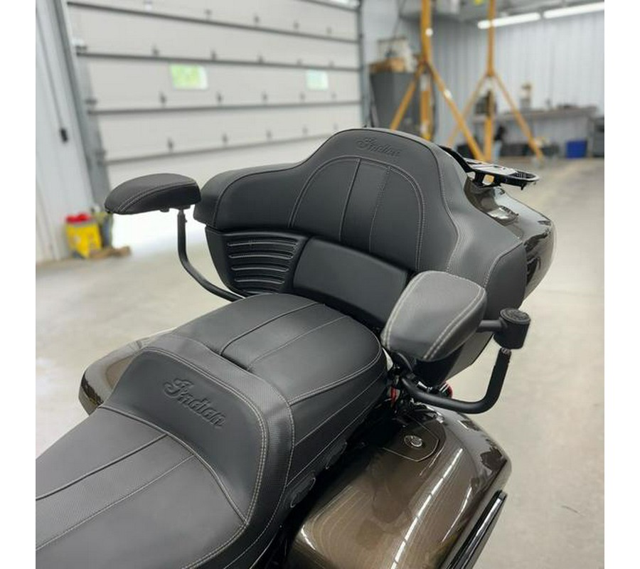 2023 Indian Motorcycle® Roadmaster® Dark Horse® Bronze Pearl Metallic