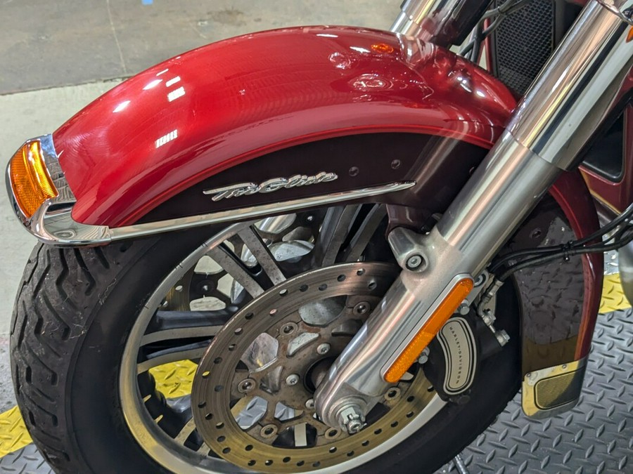 2018 Harley-Davidson Tri Glide Ultra Wicked Red/Twisted Cherry