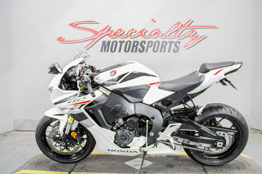 2025 Honda CBR1000RR