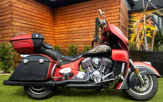 2019 Indian ROADMASTER ICON, RUBY SMOKE/THDR BLK,