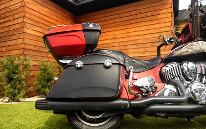 2019 Indian ROADMASTER ICON, RUBY SMOKE/THDR BLK,