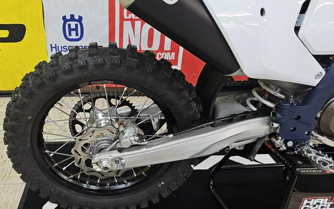 2024 Husqvarna® FX 450