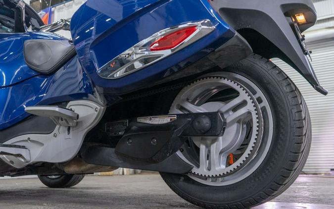 2011 Can-Am Spyder® RT Audio & Convenience SE5
